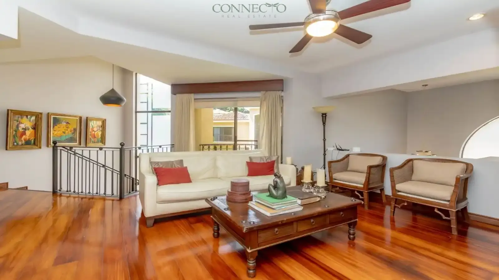 San José, San José, Escazú, Escazu, Jaboncillos, Casa Colonial, Moderna en Venta, Casa de Lujo de 4 Habitaciones
Cocina Gourmet con Encimeras de Granito, Suite Principal con Baño Tipo Spa, Jardín Paisajístico y Patio, Modern Colonial Home for Sale, 4-Bedroom Luxury House, Gourmet Kitchen with Granite Countertops, Master Suite with Spa Bathroom, Landscaped Backyard and Patio