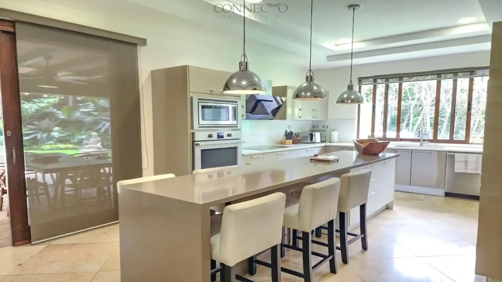 Santa Ana, San Jose, 4 Bedrooms Bedrooms, ,4 BathroomsBathrooms, 520 m&sup2; sqr meters,900 m&sup2;sqr meters, Condominium House,For Sale,1120