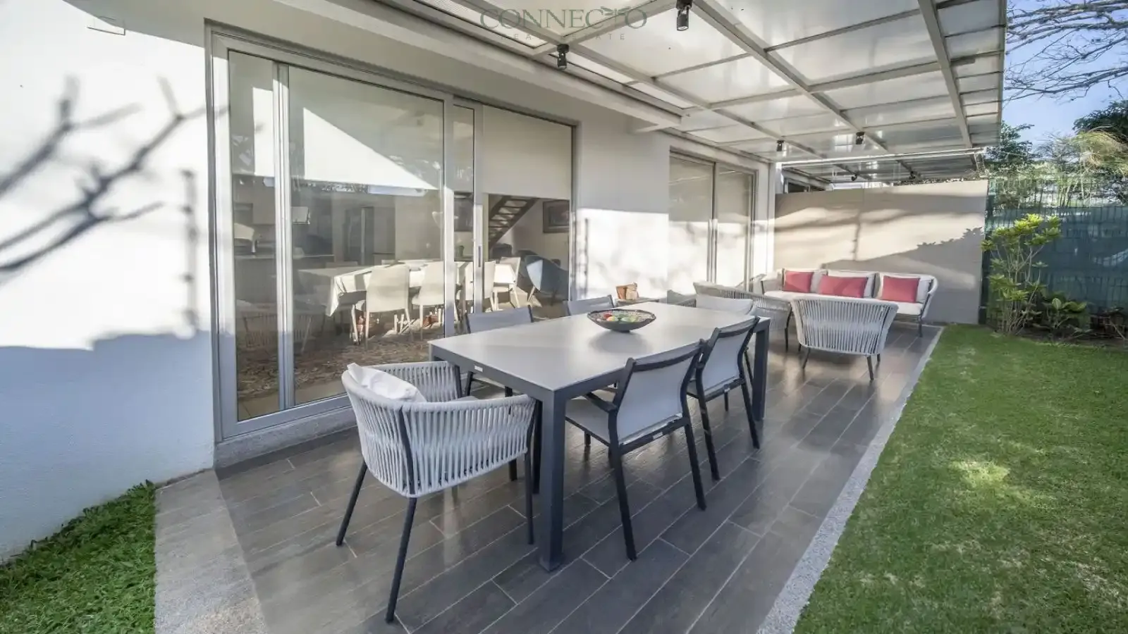 Santa Ana, San Jose, 3 Bedrooms Bedrooms, ,2 BathroomsBathrooms, 250 m&sup2; sqr meters,268 m&sup2;sqr meters, Townhouse,For Sale,1121