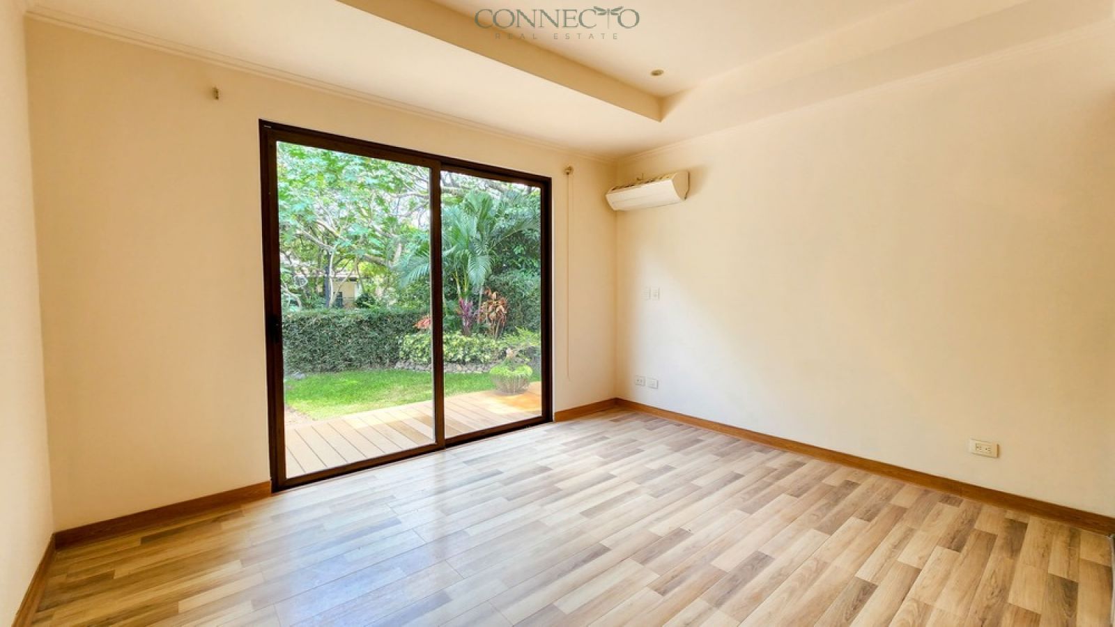 Santa Ana, San Jose, 3 Bedrooms Bedrooms, ,3 BathroomsBathrooms, 606 m² sqr meters,340 m²sqr meters, Condominium House,For Rent,1128