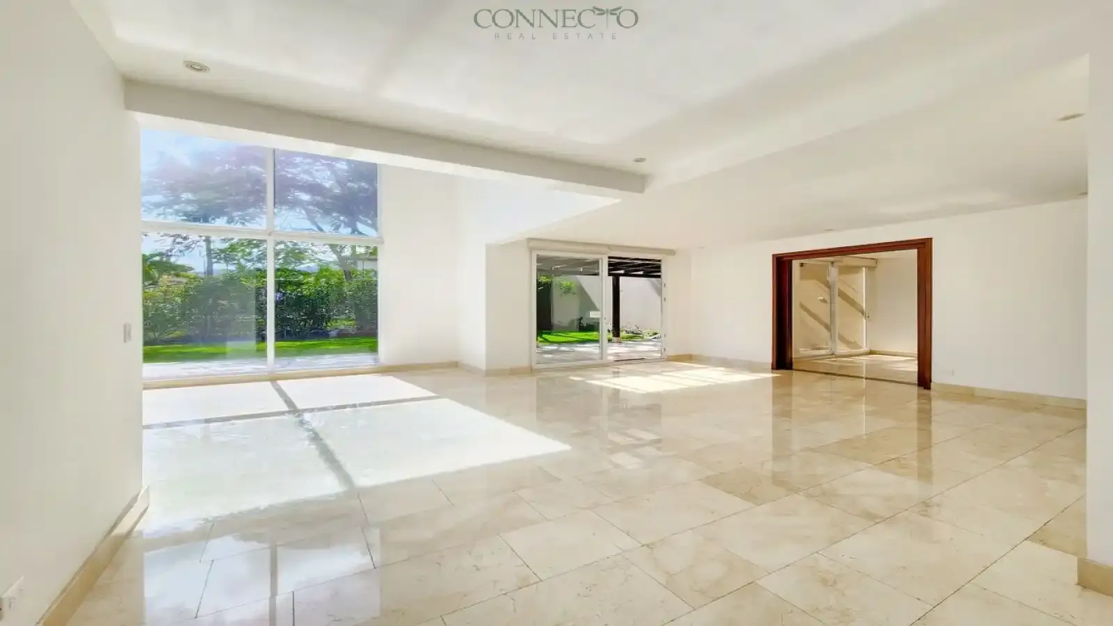 Escazú, San Jose, 4 Bedrooms Bedrooms, ,3 BathroomsBathrooms, 444 m&sup2; sqr meters,888 m&sup2;sqr meters, Condominium House,For Sale,1132