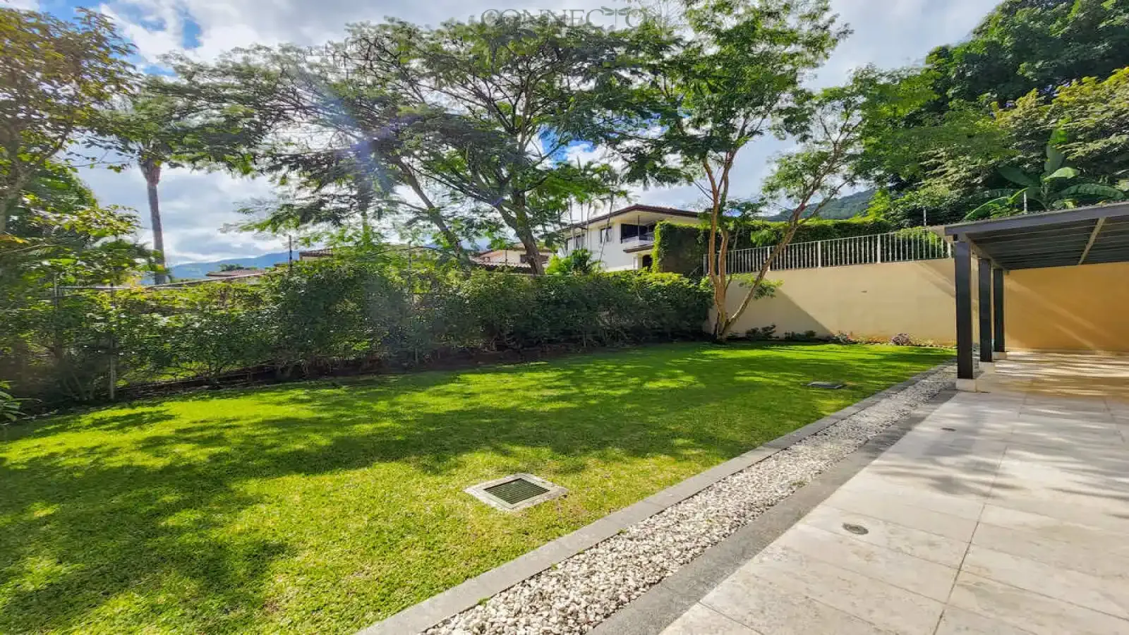 Escazú, San Jose, 4 Bedrooms Bedrooms, ,3 BathroomsBathrooms, 444 m&sup2; sqr meters,888 m&sup2;sqr meters, Condominium House,For Sale,1132