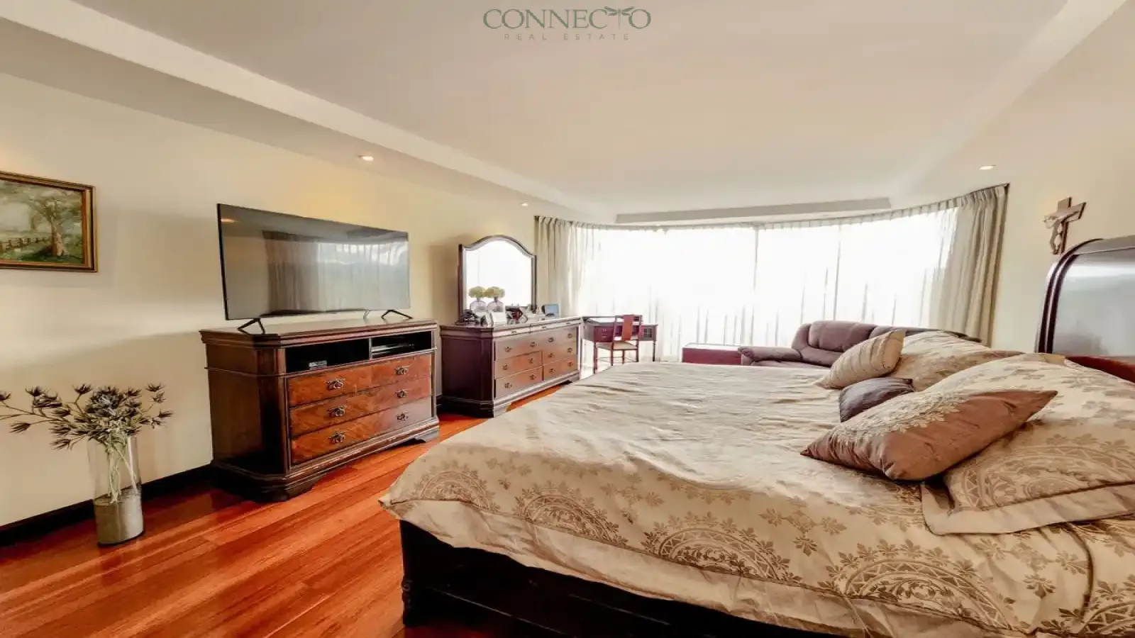 Escazú, San Jose, 3 Bedrooms Bedrooms, ,2 BathroomsBathrooms, 220 m&sup2; sqr meters, Apartment,For Sale,1133