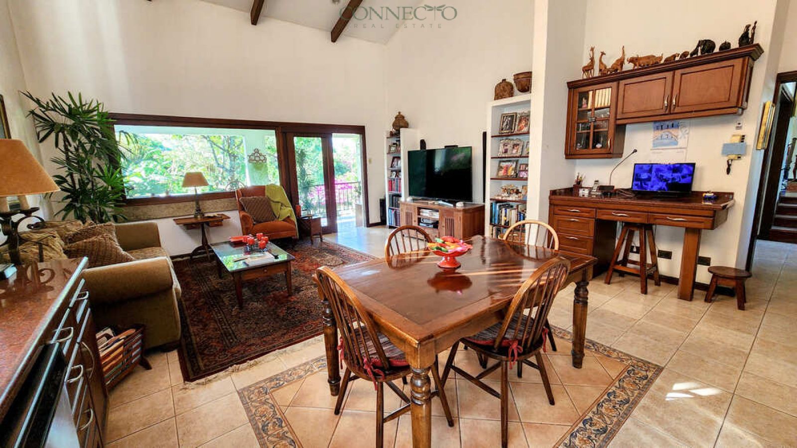 Cariari, Heredia, Belen, Belén, 4 bedroom, 4 bathroom, independent house, cancha de golf, golf living, golf course, casa independiente, cuarto en primer piso, bedroom on first floor, garden, luxury living, jardín, terraza, terrace