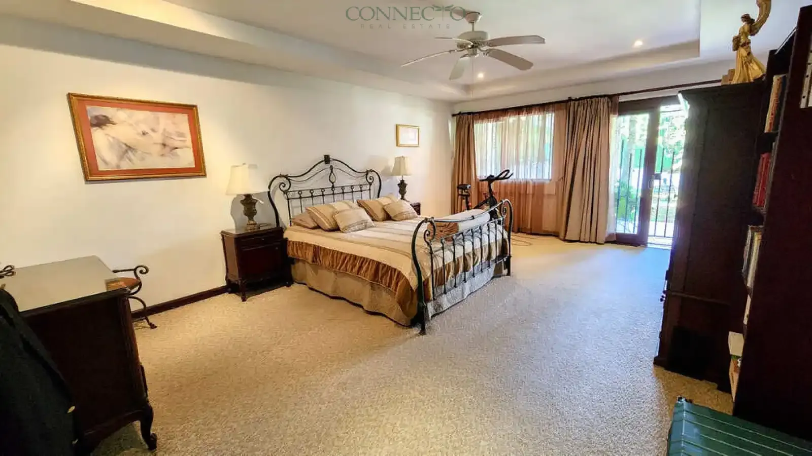 Cariari, Heredia, Belen, Belén, 4 bedroom, 4 bathroom, independent house, cancha de golf, golf living, golf course, casa independiente, cuarto en primer piso, bedroom on first floor, garden, luxury living, jardín, terraza, terrace