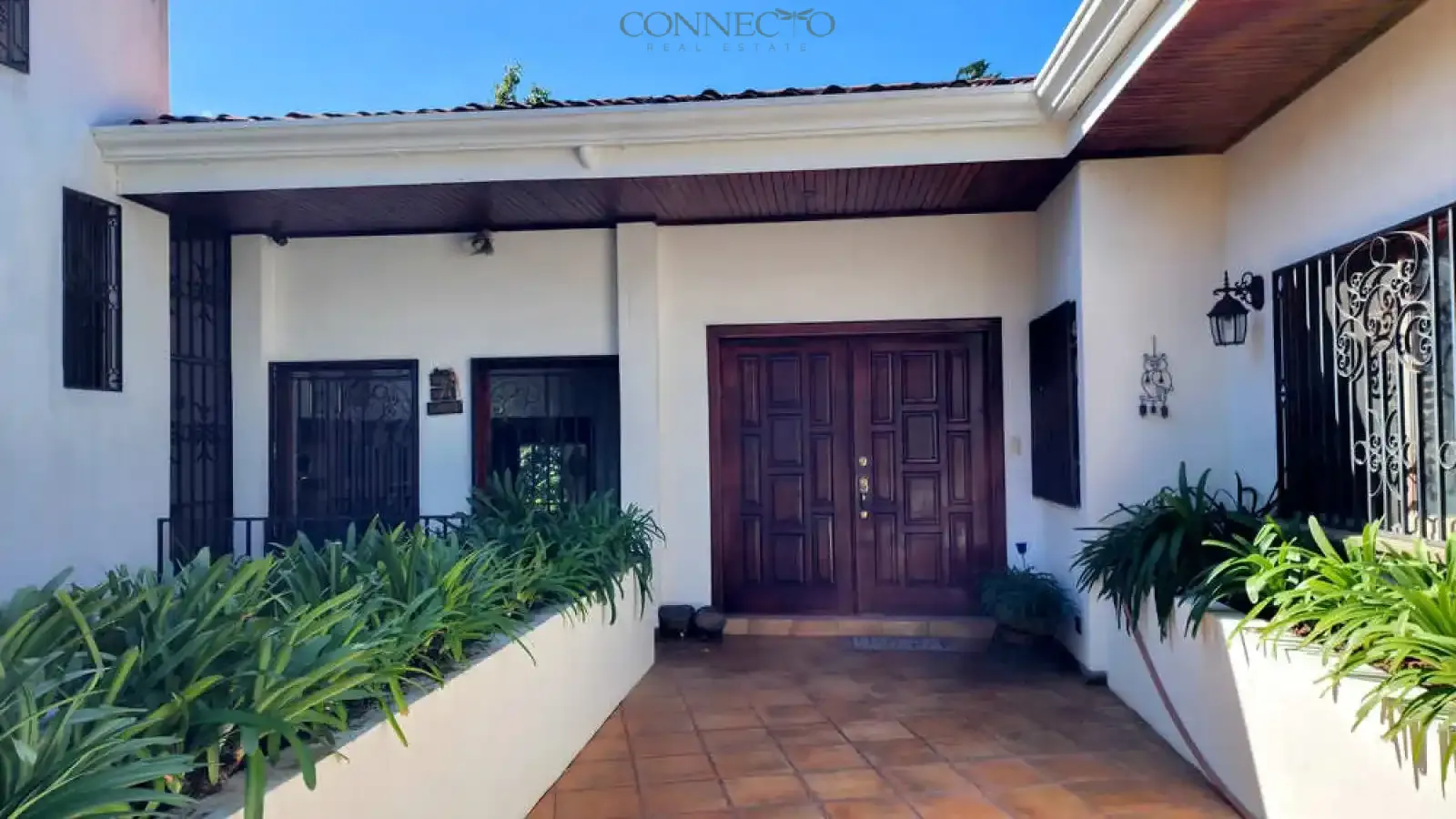 Cariari, Heredia, Belen, Belén, 4 bedroom, 4 bathroom, independent house, cancha de golf, golf living, golf course, casa independiente, cuarto en primer piso, bedroom on first floor, garden, luxury living, jardín, terraza, terrace