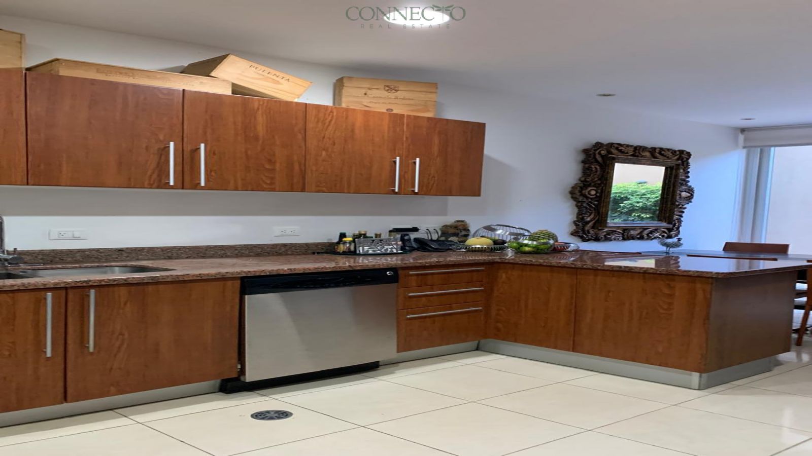 Escazú, San Jose, 4 Bedrooms Bedrooms, ,4 BathroomsBathrooms, 440 m² sqr meters,687 m²sqr meters, Condominium House,For Sale,1144