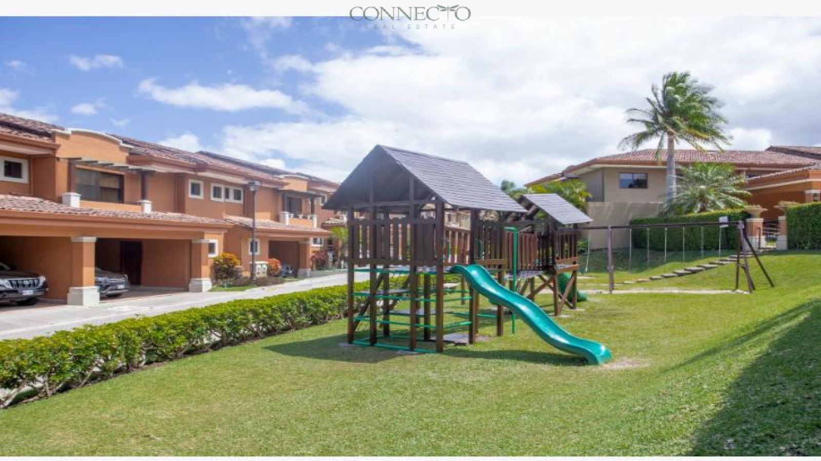 Villas de Valencia, Escazu, townhouse, oportunidad inversión, Investment opportunity, 3 bedroom, 3 habitaciones, open design, cocina integrada, vida en familia, family living, luxury living, condominio en Escazu, condo living in Escazu, resort style living, gated community.