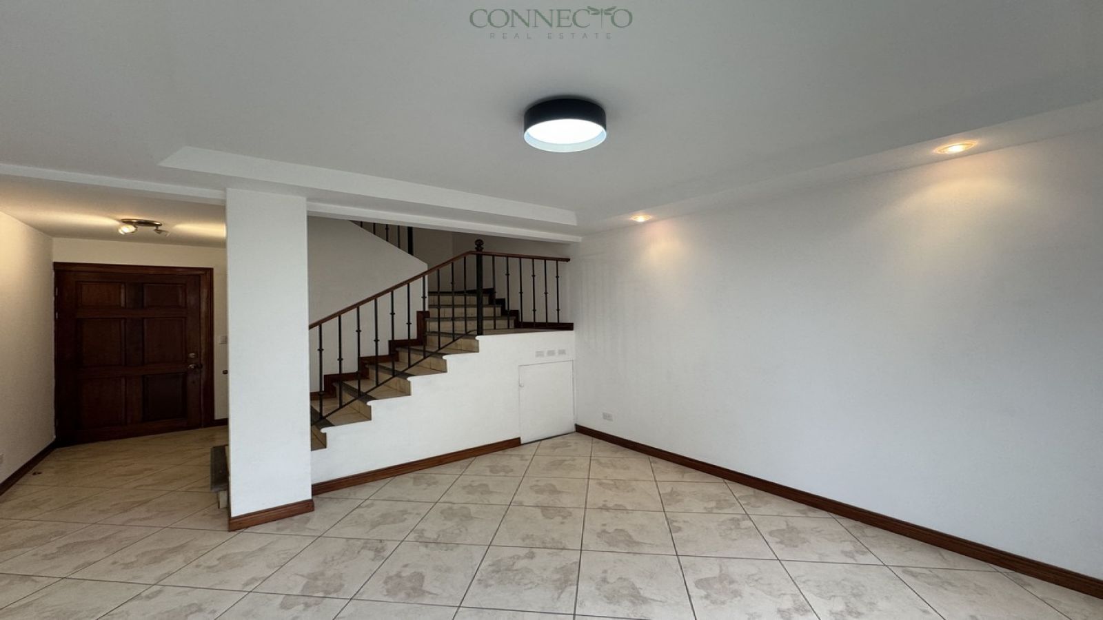 Villas de Valencia, Escazu, townhouse, oportunidad inversión, Investment opportunity, 3 bedroom, 3 habitaciones, open design, cocina integrada, vida en familia, family living, luxury living, condominio en Escazu, condo living in Escazu, resort style living, gated community.