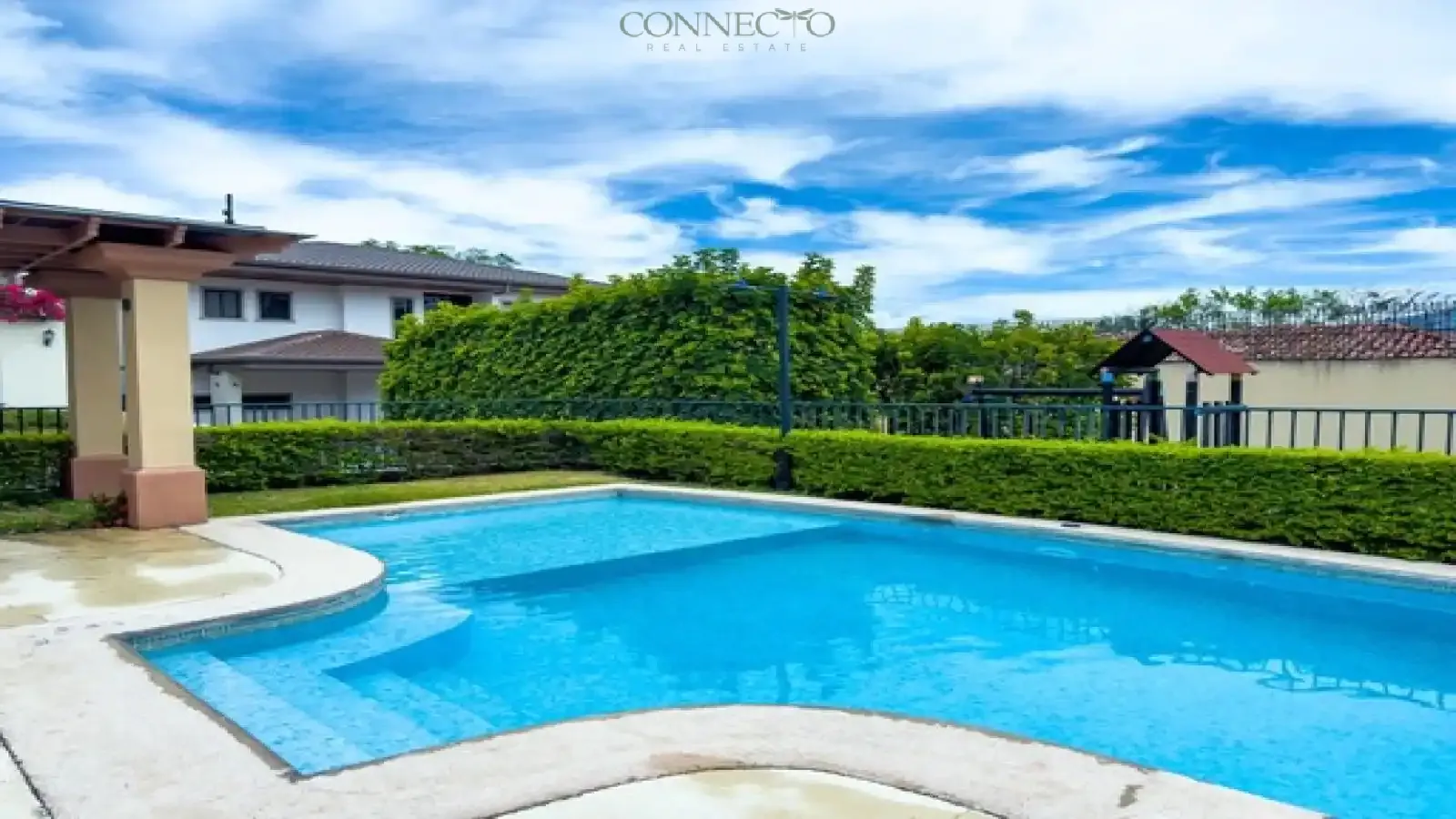 Escazú, San Jose, 4 Bedrooms Bedrooms, ,4 BathroomsBathrooms, 300 m&sup2; sqr meters,310 m&sup2;sqr meters, Condominium House,For Sale,1150