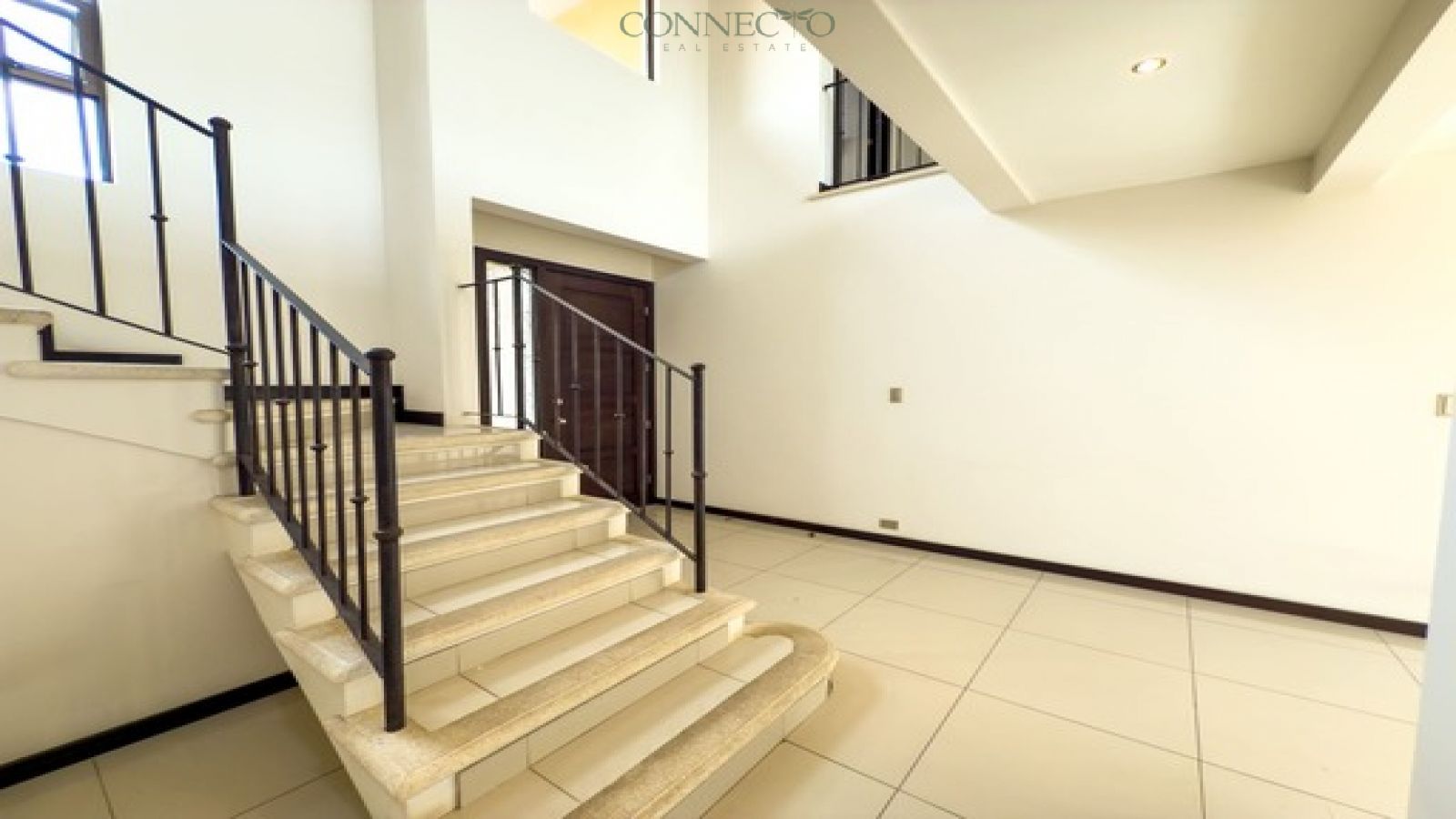 Escazú, San Jose, 4 Bedrooms Bedrooms, ,4 BathroomsBathrooms, 300 m² sqr meters,310 m²sqr meters, Condominium House,For Sale,1150