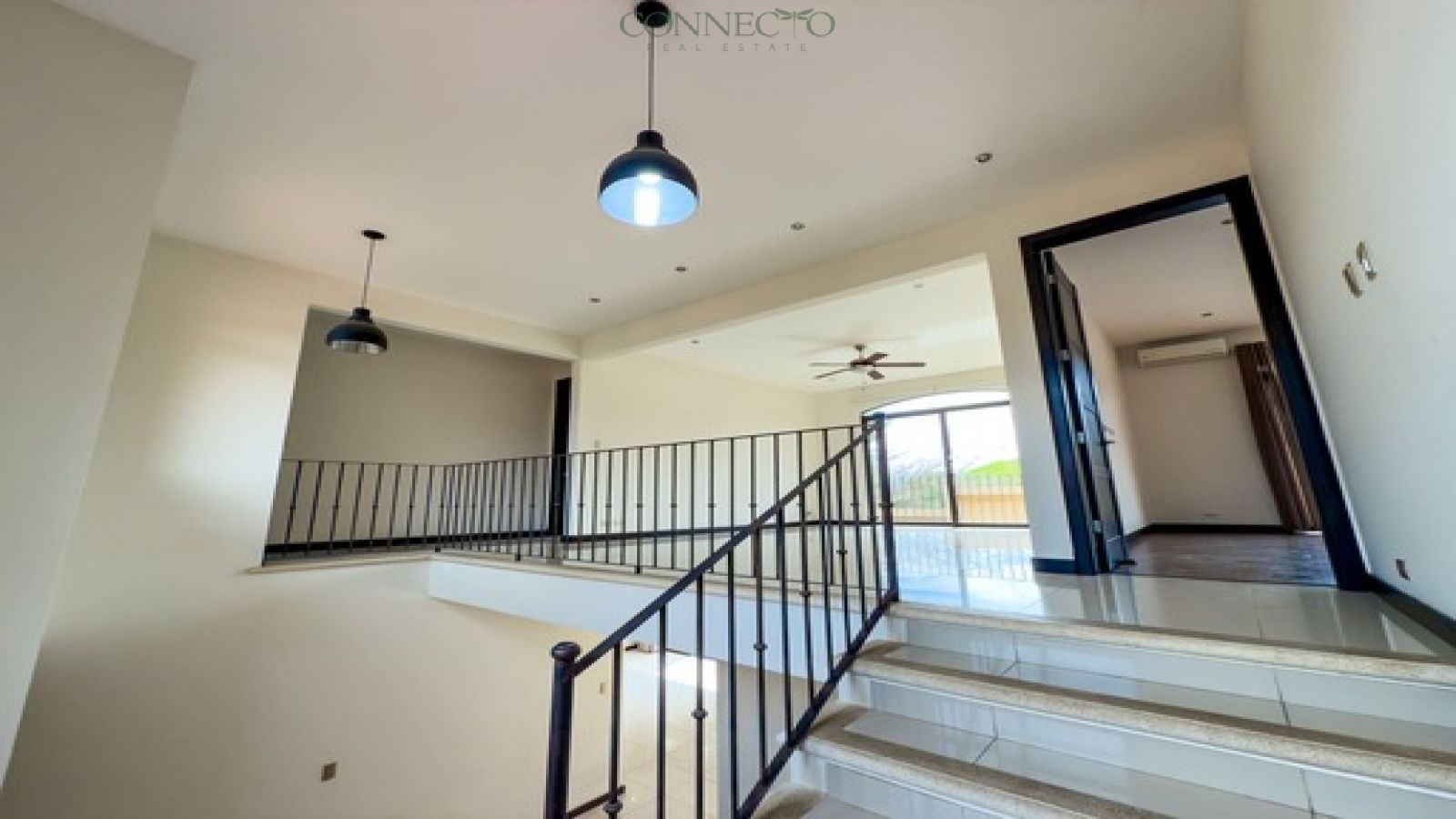 Escazú, San Jose, 4 Bedrooms Bedrooms, ,4 BathroomsBathrooms, 300 m² sqr meters,310 m²sqr meters, Condominium House,For Sale,1150