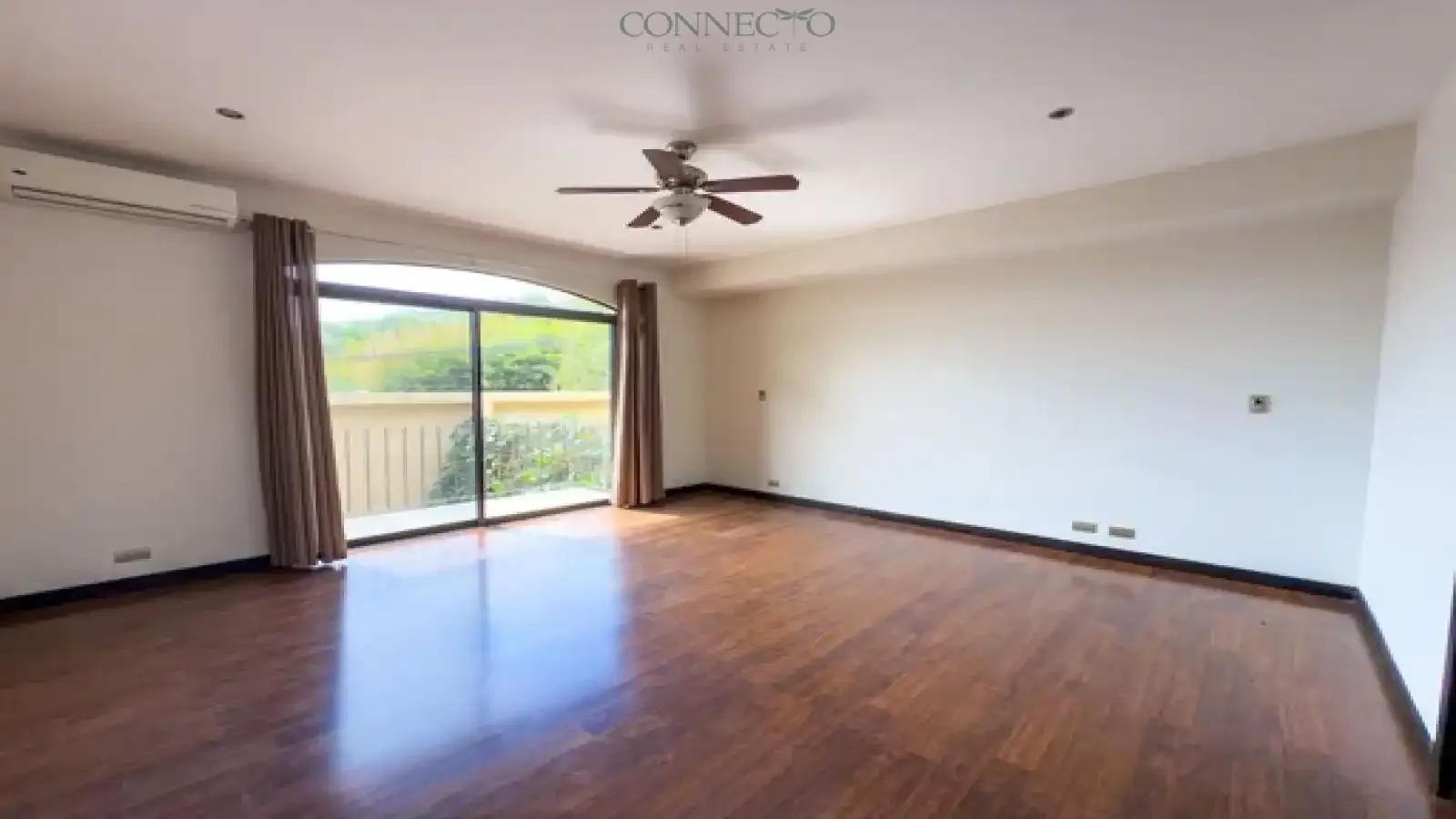 Escazú, San Jose, 4 Bedrooms Bedrooms, ,4 BathroomsBathrooms, 300 m&sup2; sqr meters,310 m&sup2;sqr meters, Condominium House,For Sale,1150