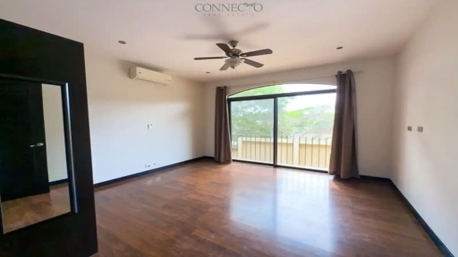 Escazú, San Jose, 4 Bedrooms Bedrooms, ,4 BathroomsBathrooms, 300 m&sup2; sqr meters,310 m&sup2;sqr meters, Condominium House,For Sale,1150