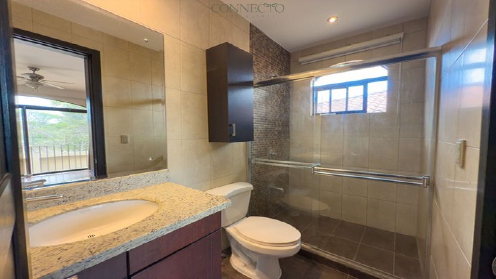 Escazú, San Jose, 4 Bedrooms Bedrooms, ,4 BathroomsBathrooms, 300 m² sqr meters,310 m²sqr meters, Condominium House,For Sale,1150