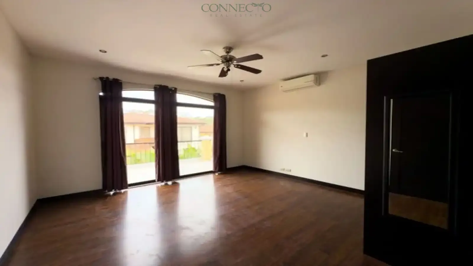 Escazú, San Jose, 4 Bedrooms Bedrooms, ,4 BathroomsBathrooms, 300 m&sup2; sqr meters,310 m&sup2;sqr meters, Condominium House,For Sale,1150