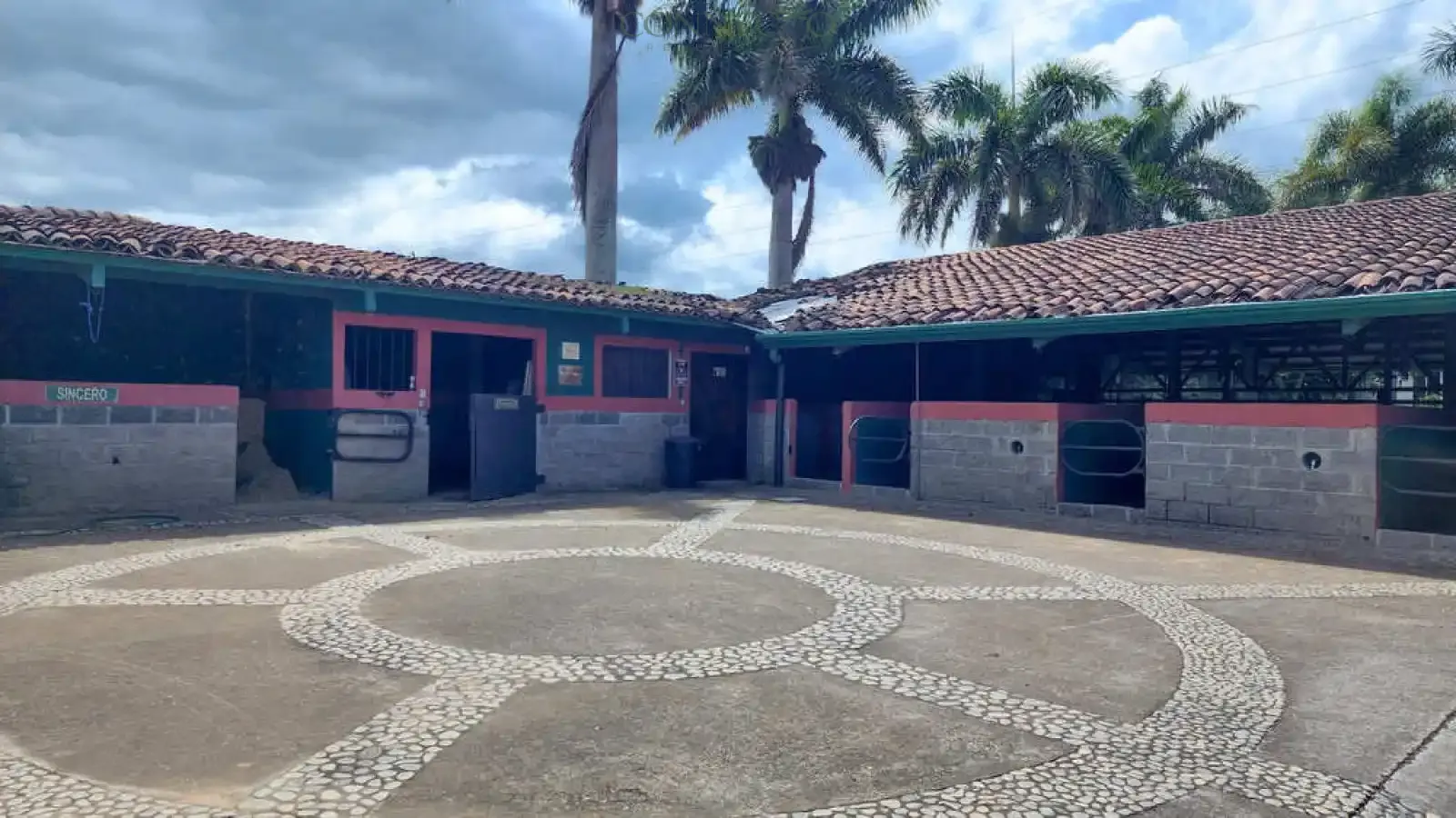 Alajuela, Alajuela, 3 Bedrooms Bedrooms, ,3 BathroomsBathrooms, ,4,500 m&sup2;sqr meters, Estate,For Sale,1151