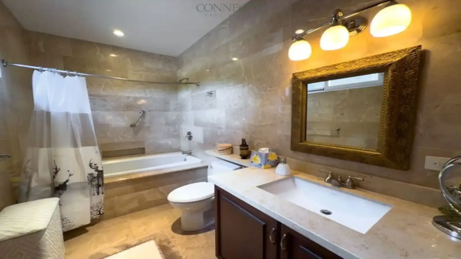 Heredia, Volcan Poás, Poas Volcano, Costa Rica luxury real estate, 1 floor house, casa de 1 planta, estate, residencial, residential area, mountain home, casa de montaña, finishes, arquitectura colonial, colonial architecture, vista, view, chimenea, chimney