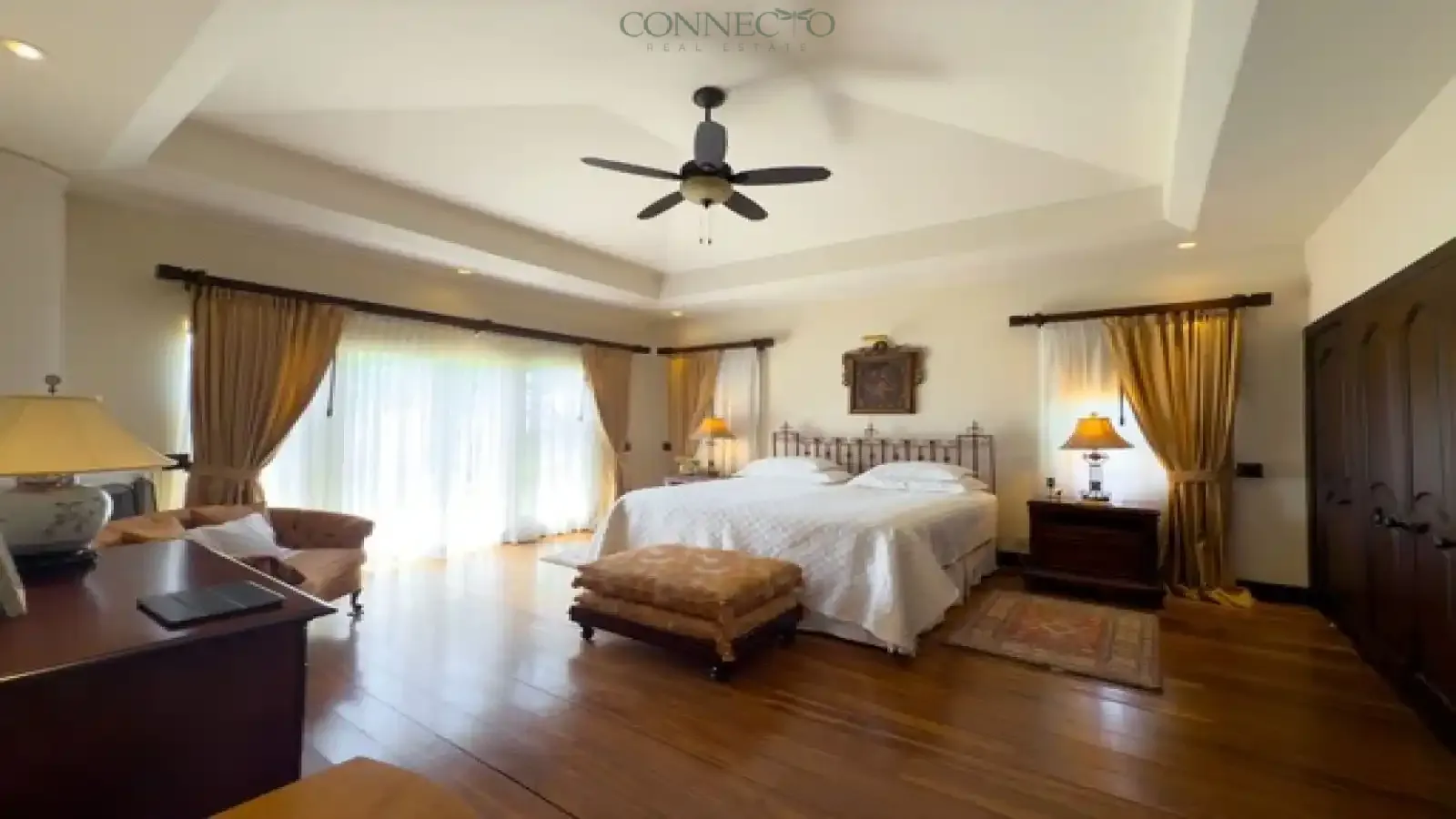 Heredia, Volcan Poás, Poas Volcano, Costa Rica luxury real estate, 1 floor house, casa de 1 planta, estate, residencial, residential area, mountain home, casa de montaña, finishes, arquitectura colonial, colonial architecture, vista, view, chimenea, chimney