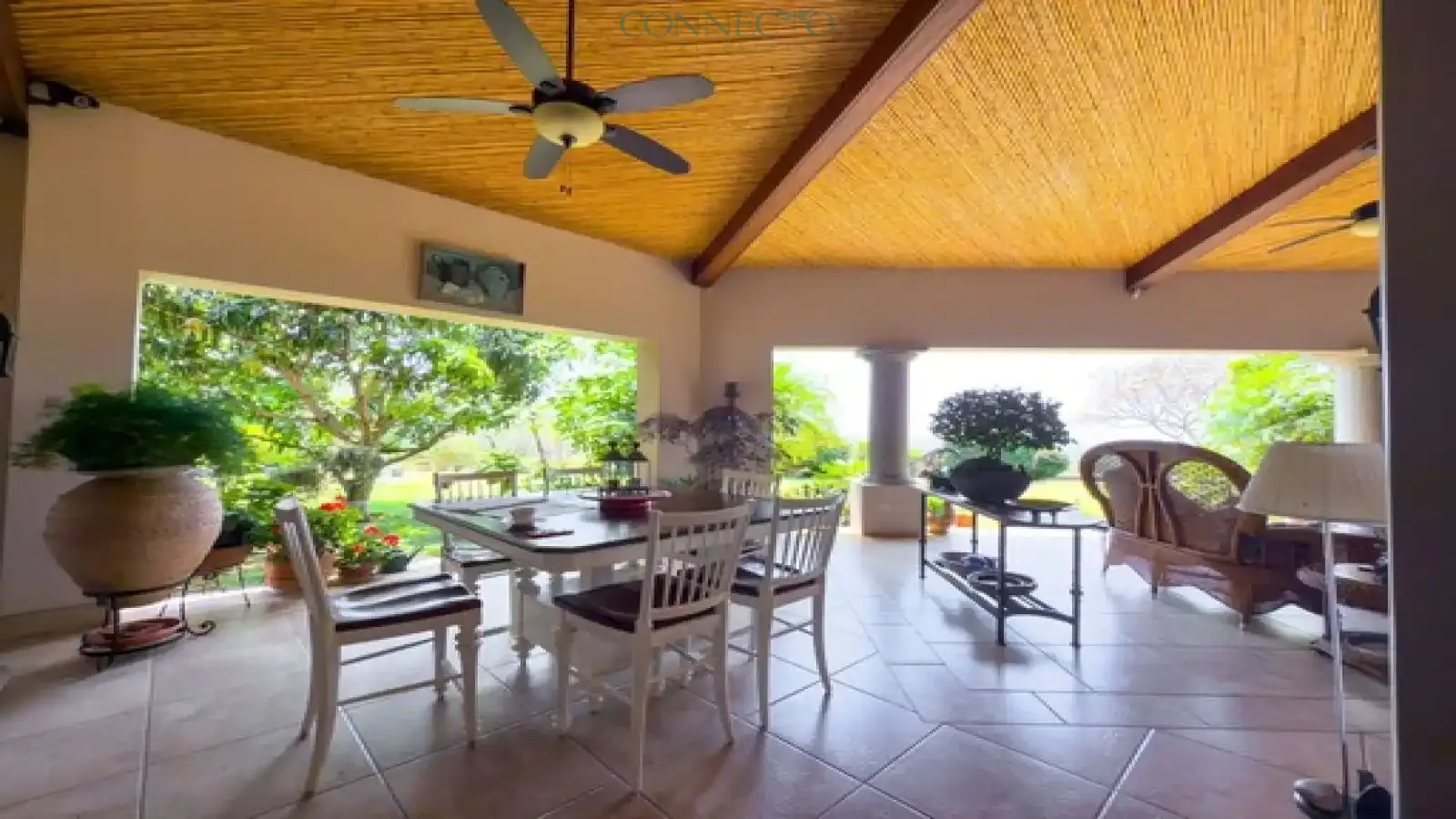 Heredia, Volcan Poás, Poas Volcano, Costa Rica luxury real estate, 1 floor house, casa de 1 planta, estate, residencial, residential area, mountain home, casa de montaña, finishes, arquitectura colonial, colonial architecture, vista, view, chimenea, chimney