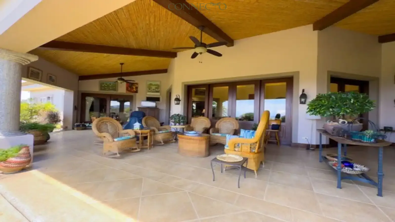 Heredia, Volcan Poás, Poas Volcano, Costa Rica luxury real estate, 1 floor house, casa de 1 planta, estate, residencial, residential area, mountain home, casa de montaña, finishes, arquitectura colonial, colonial architecture, vista, view, chimenea, chimney