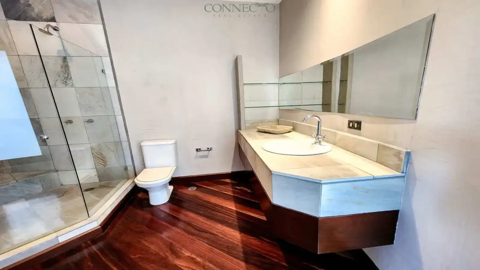 Casa ultra-moderna de 4 Habitaciones por Joaristi & Betancourt en Villa Real – lujo y excelencia arquitectónica, Ultra-Modern 4-Bedroom Masterpiece by Joaristi & Betancourt in Villa Real – Luxury & Architectural Excellence, modern home, luxury villa, villa de lujo, casa moderna, vista a la montaña, Mountain View home, 8 paqueos, 8 parking spaces