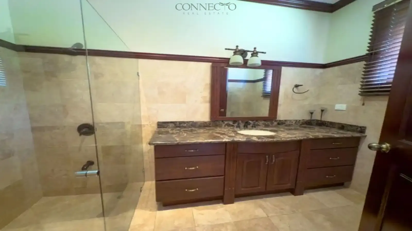 San Rafael, Heredia, 3 Bedrooms Bedrooms, ,3 BathroomsBathrooms, 560 m&sup2; sqr meters,8,100 m&sup2;sqr meters, Independent House,For Sale,1163