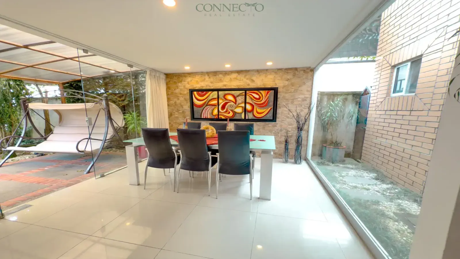 Townhouse in Santa Ana, casa en condominio en Santa Ana, 4 habitaciones, 4 bedroom home, 4 bedroom house, pool, piscina, condominium home in Santa Ana.