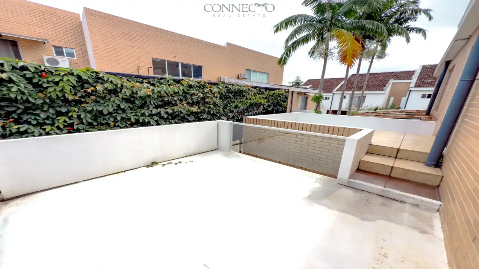 Townhouse in Santa Ana, casa en condominio en Santa Ana, 4 habitaciones, 4 bedroom home, 4 bedroom house, pool, piscina, condominium home in Santa Ana.