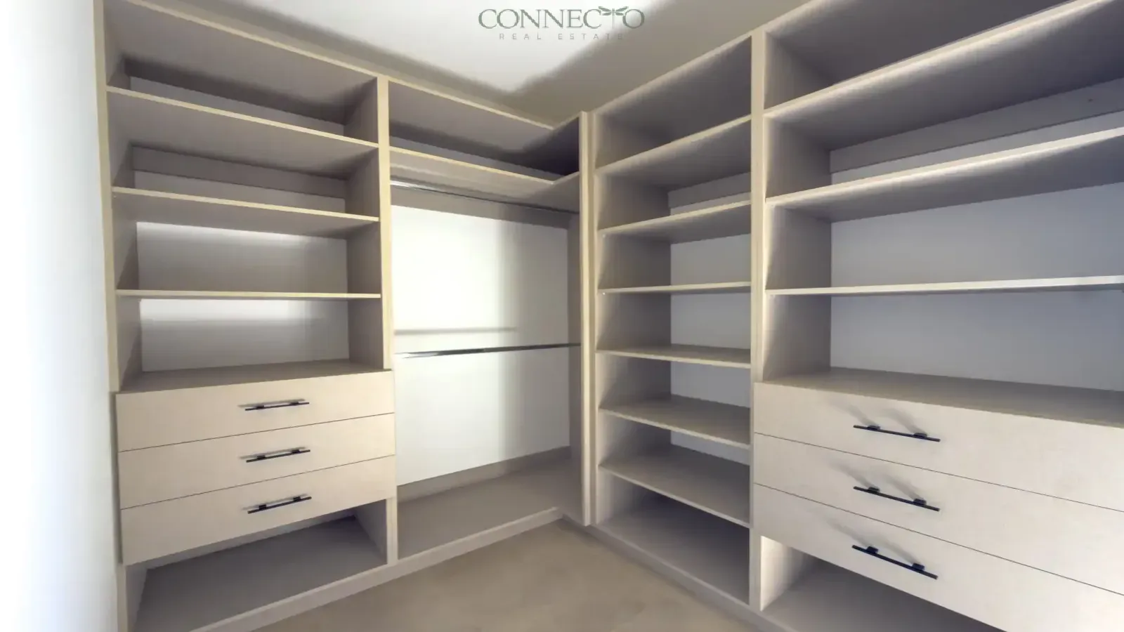 casa en alquiler Hacienda Espinal, casa de lujo Hacienda Espinal alquiler, alquiler casa lujo Alajuela Costa Rica, casa ejecutiva Hacienda Espinal, alquiler casa moderna Costa Rica, casa expatriados Costa Rica alquiler, casa con terraza Hacienda Espinal, alquiler casa cerca Escazú Santa Ana, Connecto Real Estate Hacienda Espinal, Hacienda Espinal luxury home for rent, Hacienda Espinal executive rental, 5 bedroom home Hacienda Espinal Costa Rica, luxury rental Alajuela Costa Rica, modern home Hacienda Espinal rent, executive home near Escazu Santa Ana, expat home Costa Rica luxury rental, gated community luxury home Costa Rica, Connecto Real Estate Hacienda Espinal
