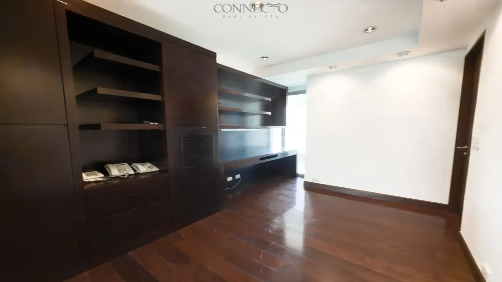 Escazú investment property, Central Park Escazú for sale, executive rental Escazú, luxury condo investment Costa Rica, rental income property Escazú, 3 bedroom potential apartment Escazú, high ROI condo Escazú.