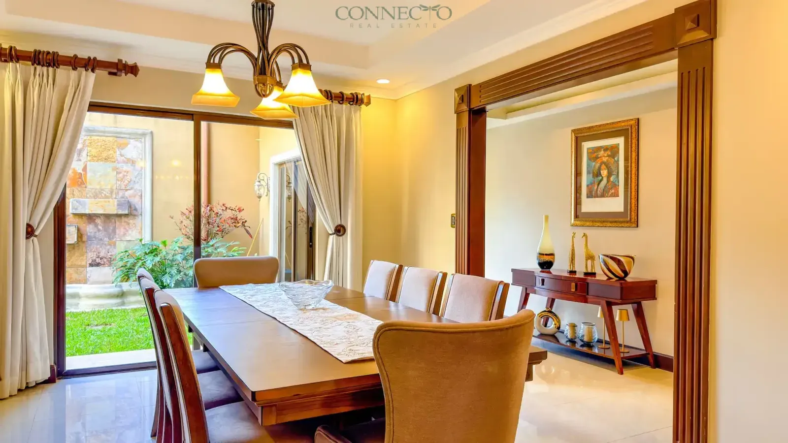 Home for sale San José mountains, property in Curridabat Costa Rica, East San José real estate, Costa Rica home with large lot, Central Valley panoramic view home, private home near San José Costa Rica, Connecto Real Estate Costa Rica, Casa en venta San José montañas, propiedad en Curridabat, zona este Costa Rica, casa con terreno amplio Costa Rica, casa con vista panorámica valle central, propiedad privada independiente cerca de San José, Connecto Real Estate Costa Rica
