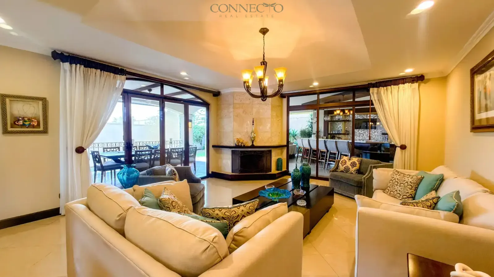 Home for sale San José mountains, property in Curridabat Costa Rica, East San José real estate, Costa Rica home with large lot, Central Valley panoramic view home, private home near San José Costa Rica, Connecto Real Estate Costa Rica, Casa en venta San José montañas, propiedad en Curridabat, zona este Costa Rica, casa con terreno amplio Costa Rica, casa con vista panorámica valle central, propiedad privada independiente cerca de San José, Connecto Real Estate Costa Rica
