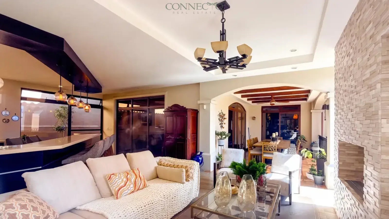 Home for sale San José mountains, property in Curridabat Costa Rica, East San José real estate, Costa Rica home with large lot, Central Valley panoramic view home, private home near San José Costa Rica, Connecto Real Estate Costa Rica, Casa en venta San José montañas, propiedad en Curridabat, zona este Costa Rica, casa con terreno amplio Costa Rica, casa con vista panorámica valle central, propiedad privada independiente cerca de San José, Connecto Real Estate Costa Rica
