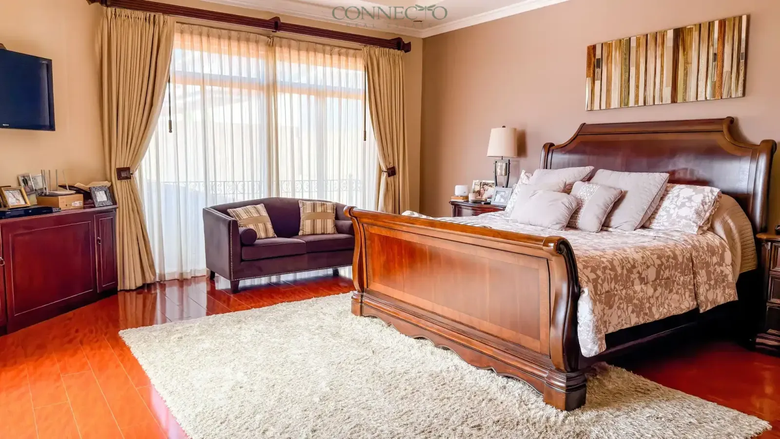 Home for sale San José mountains, property in Curridabat Costa Rica, East San José real estate, Costa Rica home with large lot, Central Valley panoramic view home, private home near San José Costa Rica, Connecto Real Estate Costa Rica, Casa en venta San José montañas, propiedad en Curridabat, zona este Costa Rica, casa con terreno amplio Costa Rica, casa con vista panorámica valle central, propiedad privada independiente cerca de San José, Connecto Real Estate Costa Rica
