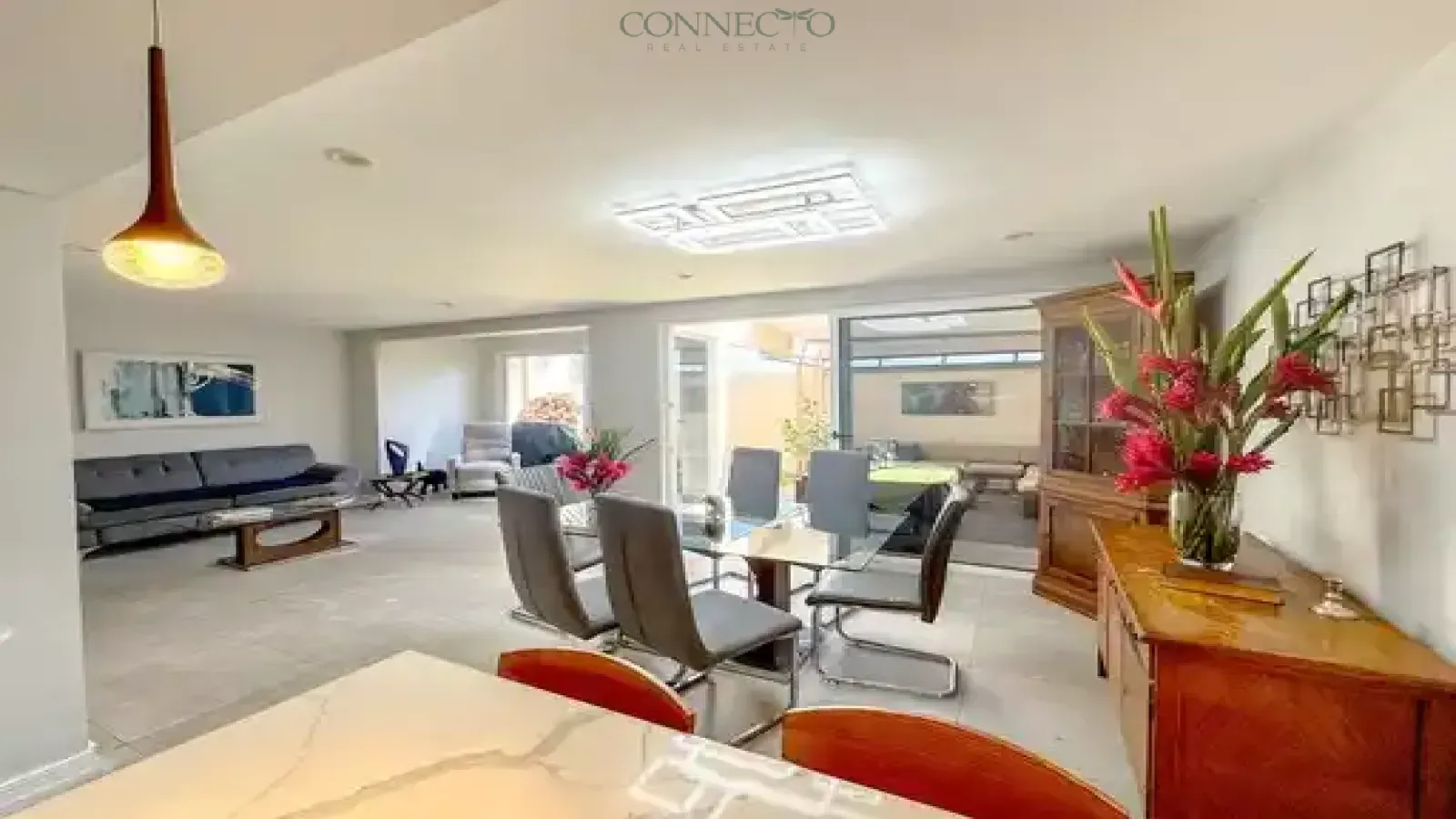 recently remodeled townhouse for rent Escazú, Bosque de las Lomas rental,3 bedroom rental Escazu, remodeled home for rent Costa Rica, gated community rental Escazú ,home office rental Escazú, expat rental Escazú, pet friendly rental Costa Rica, family home for rent Escazú, Escazú rental property 2700, townhouse remodelado en alquiler escazú, bosque de las lomas alquiler, alquiler 3 habitaciones escazú, casa remodelada en alquiler costa rica, condominio cerrado escazú alquiler, casa con oficina en alquiler escazú, alquiler para expatriados escazú, mascotas permitidas alquiler escazú, casa familiar escazú alquiler, propiedad en alquiler escazú 2700