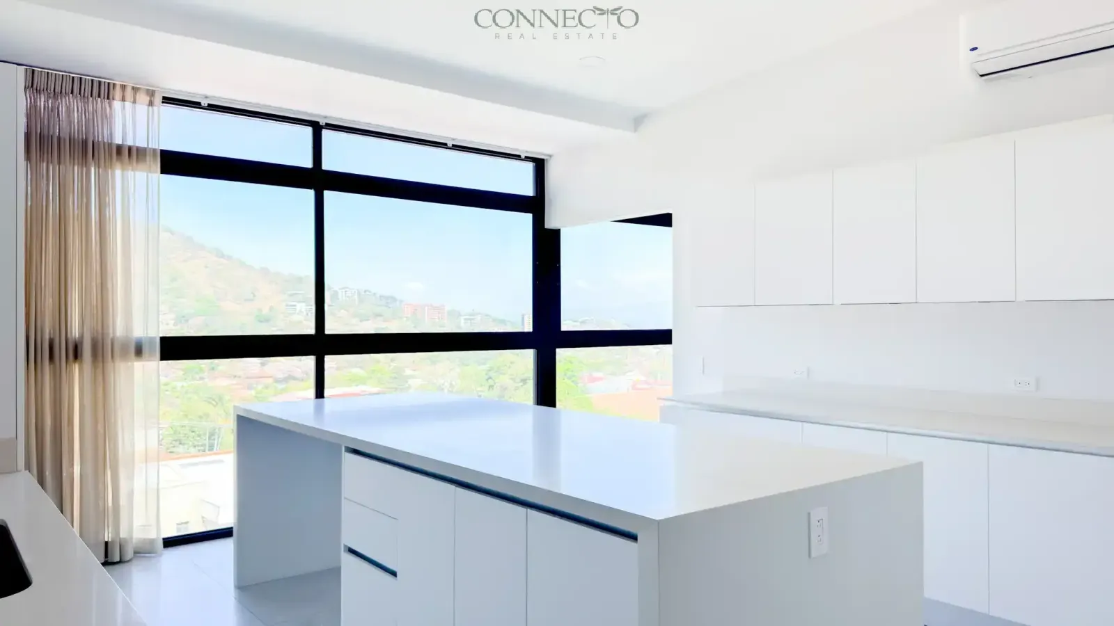 penthouse en venta escazú costa rica, apartamento de lujo escazú, propiedad centro escazú venta, penthouse vistas montaña costa rica, apartamento 4 habitaciones escazú, penthouse grande escazú, bienes raices lujo escazú, penthouse con oficina costa rica, inversion inmobiliaria escazú, comprar apartamento escazú costa rica, penthouse for sale Escazú Costa Rica, luxury apartment Escazú, downtown Escazú property for sale, mountain view penthouse Costa Rica, 4 bedroom apartment Escazú, large penthouse Escazú, Escazú real estate luxury, penthouse with office Costa Rica, investment property Escazú, buy apartment Escazú Costa Rica