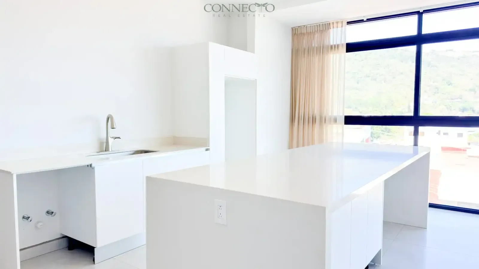 penthouse en venta escazú costa rica, apartamento de lujo escazú, propiedad centro escazú venta, penthouse vistas montaña costa rica, apartamento 4 habitaciones escazú, penthouse grande escazú, bienes raices lujo escazú, penthouse con oficina costa rica, inversion inmobiliaria escazú, comprar apartamento escazú costa rica, penthouse for sale Escazú Costa Rica, luxury apartment Escazú, downtown Escazú property for sale, mountain view penthouse Costa Rica, 4 bedroom apartment Escazú, large penthouse Escazú, Escazú real estate luxury, penthouse with office Costa Rica, investment property Escazú, buy apartment Escazú Costa Rica