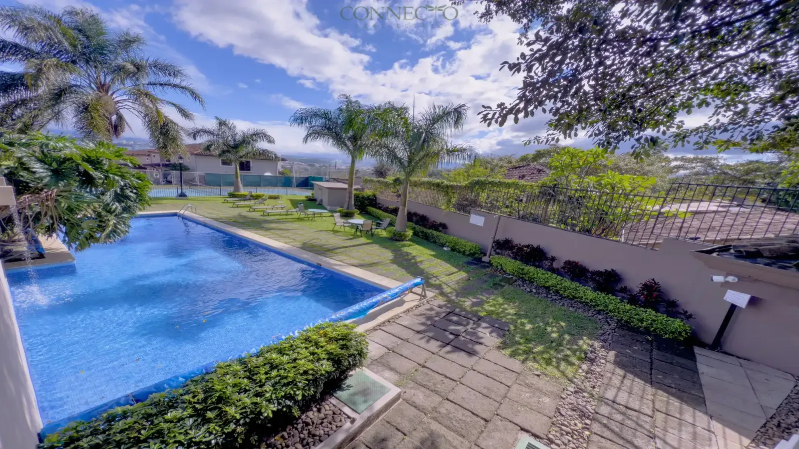 Escazú, San Jose, 3 Bedrooms Bedrooms, ,2 BathroomsBathrooms, 270 m&sup2; sqr meters,268 m&sup2;sqr meters, Condominium House,For Rent,1187