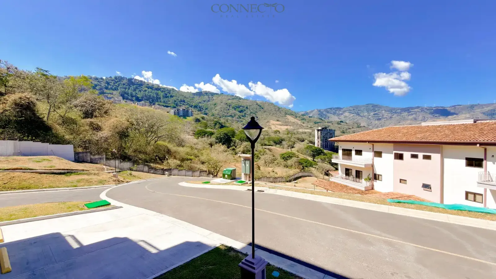 Santa Ana, San Jose, 2 Bedrooms Bedrooms, ,2 BathroomsBathrooms, 188 m&sup2; sqr meters,188 m&sup2;sqr meters, Apartment,For Sale,1192