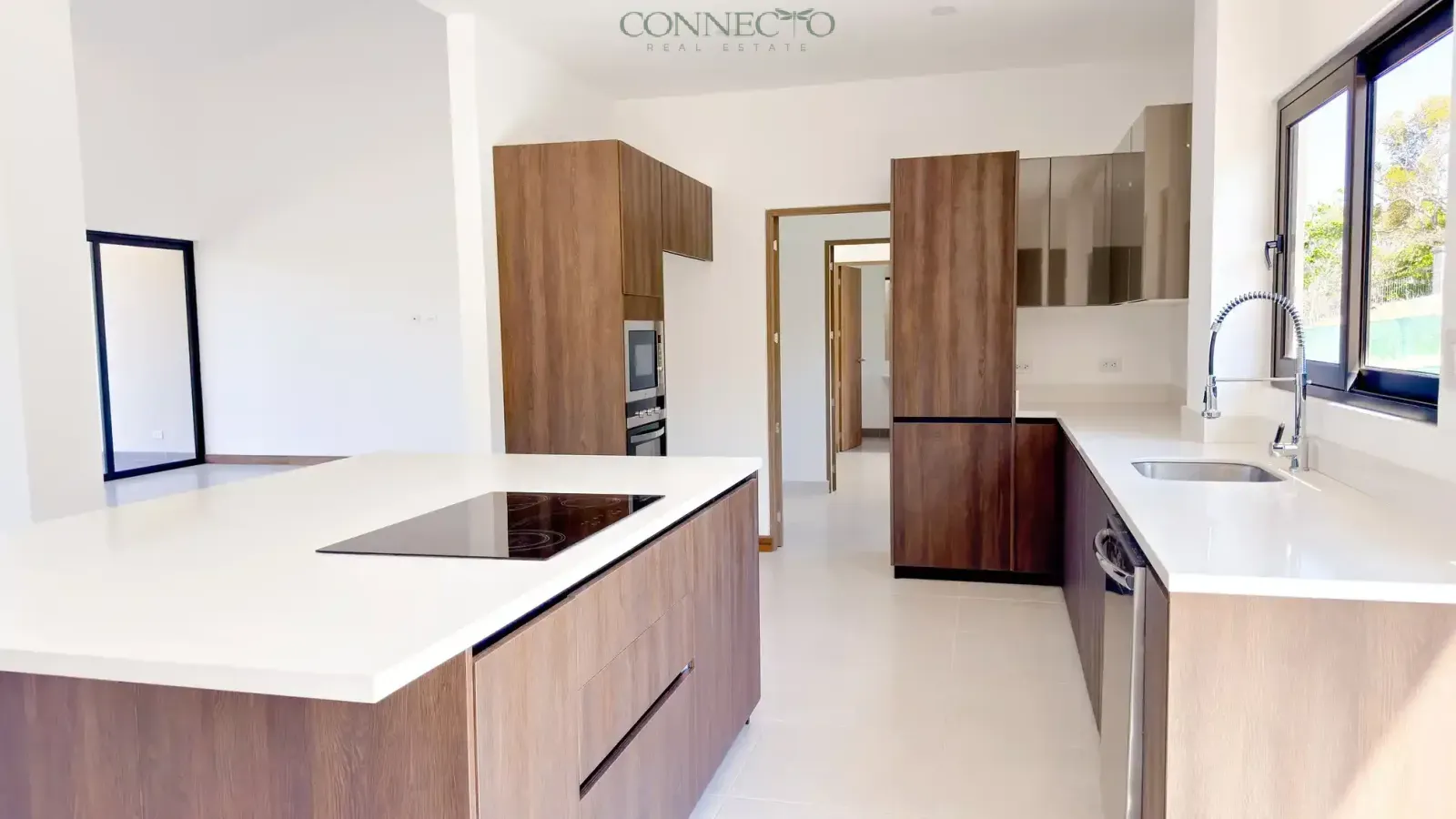 Santa Ana, San Jose, 4 Bedrooms Bedrooms, ,3 BathroomsBathrooms, 360 m&sup2; sqr meters,360 m&sup2;sqr meters, Apartment,For Sale,1194