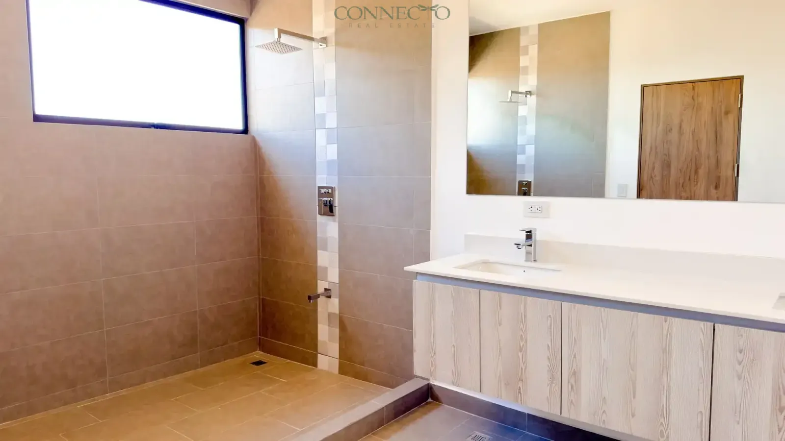Santa Ana, San Jose, 4 Bedrooms Bedrooms, ,3 BathroomsBathrooms, 360 m&sup2; sqr meters,360 m&sup2;sqr meters, Apartment,For Sale,1194