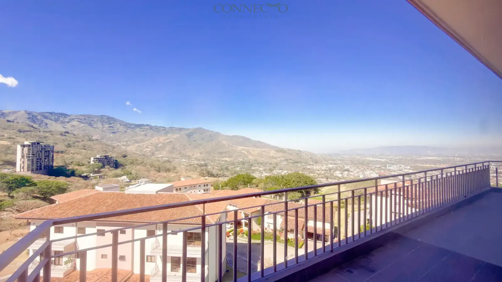 Santa Ana, San Jose, 4 Bedrooms Bedrooms, ,3 BathroomsBathrooms, 360 m&sup2; sqr meters,360 m&sup2;sqr meters, Apartment,For Sale,1194