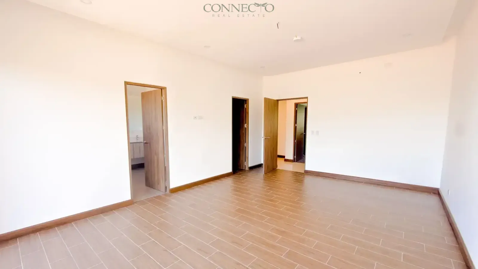 Santa Ana, San Jose, 4 Bedrooms Bedrooms, ,3 BathroomsBathrooms, 360 m&sup2; sqr meters,360 m&sup2;sqr meters, Apartment,For Sale,1194