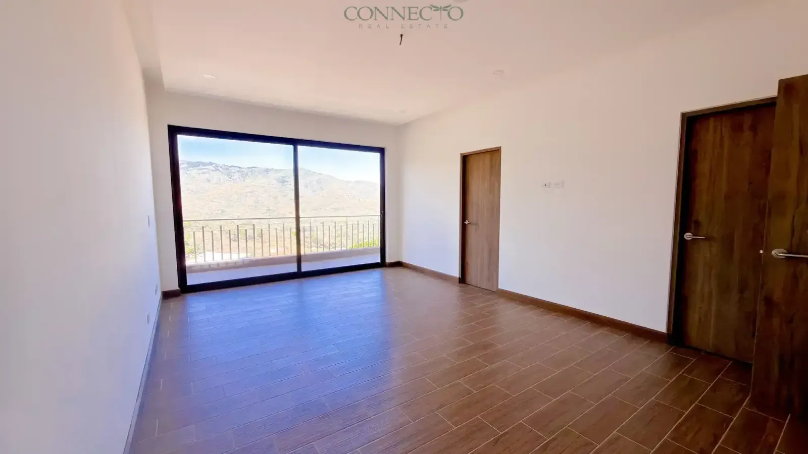 Santa Ana, San Jose, 4 Bedrooms Bedrooms, ,3 BathroomsBathrooms, 360 m&sup2; sqr meters,360 m&sup2;sqr meters, Apartment,For Sale,1194