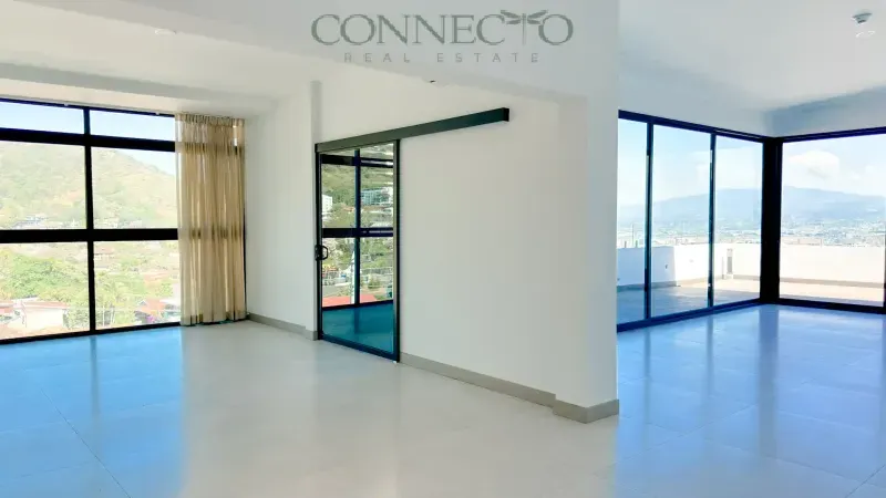 penthouse for sale Escazú Costa Rica, luxury apartment Escazú, downtown Escazú property for sale, mountain view penthouse Costa Rica, 4 bedroom apartment Escazú, large penthouse Escazú, Escazú real estate luxury, penthouse with office Costa Rica, investment property Escazú, buy apartment Escazú Costa Ricapenthouse venta escazú · apartamento lujo escazú · centro escazú propiedad venta · vistas montaña penthouse costa rica · 4 habitaciones escazú · oficina casa escazú · bienes raices escazú 850000 · penthouse condominio escazú
