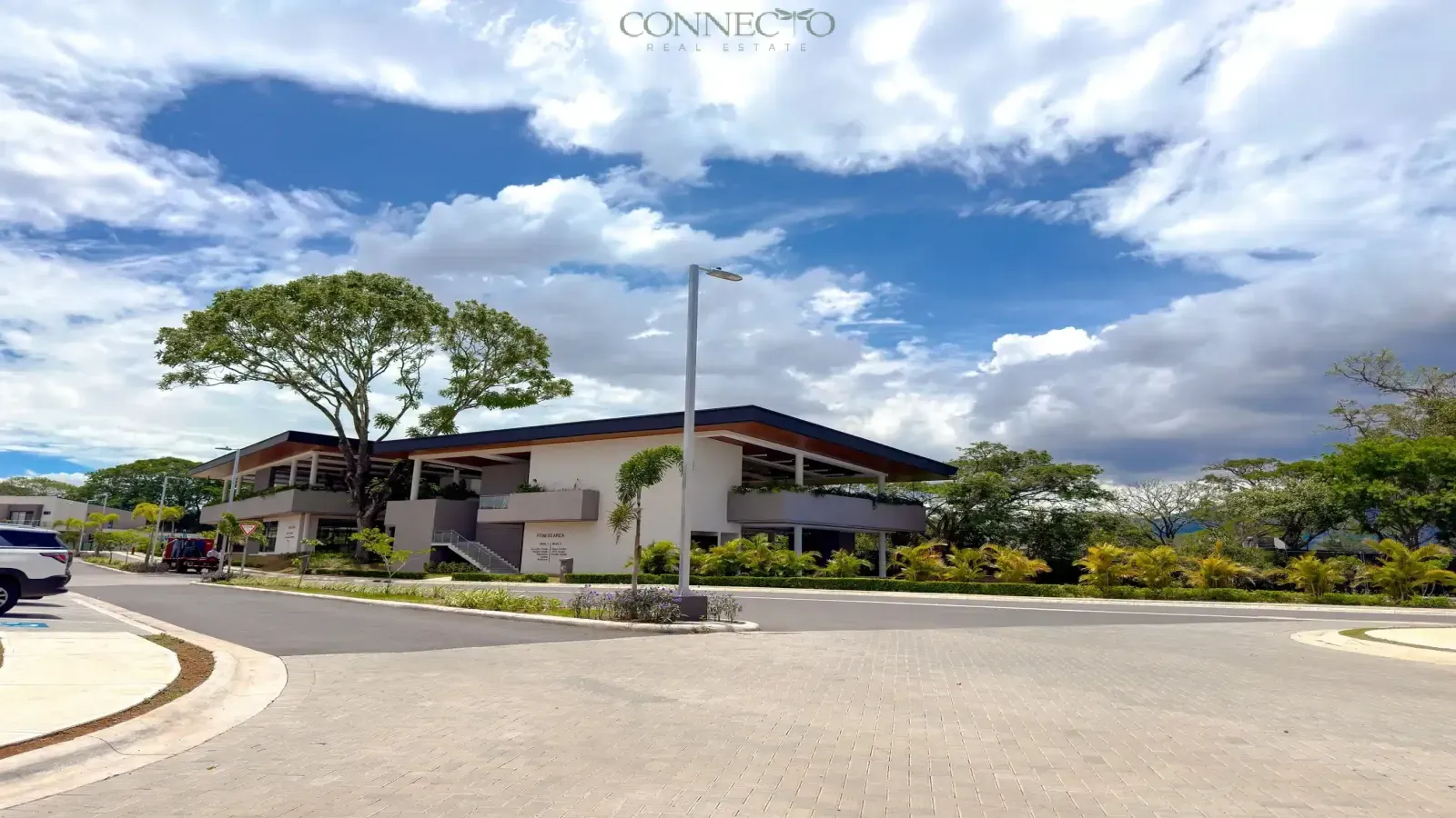 Santa Ana, San Jose, 3 Bedrooms Bedrooms, ,2 BathroomsBathrooms, 185 m&sup2; sqr meters,185 m&sup2;sqr meters, Townhouse,For Rent,1221