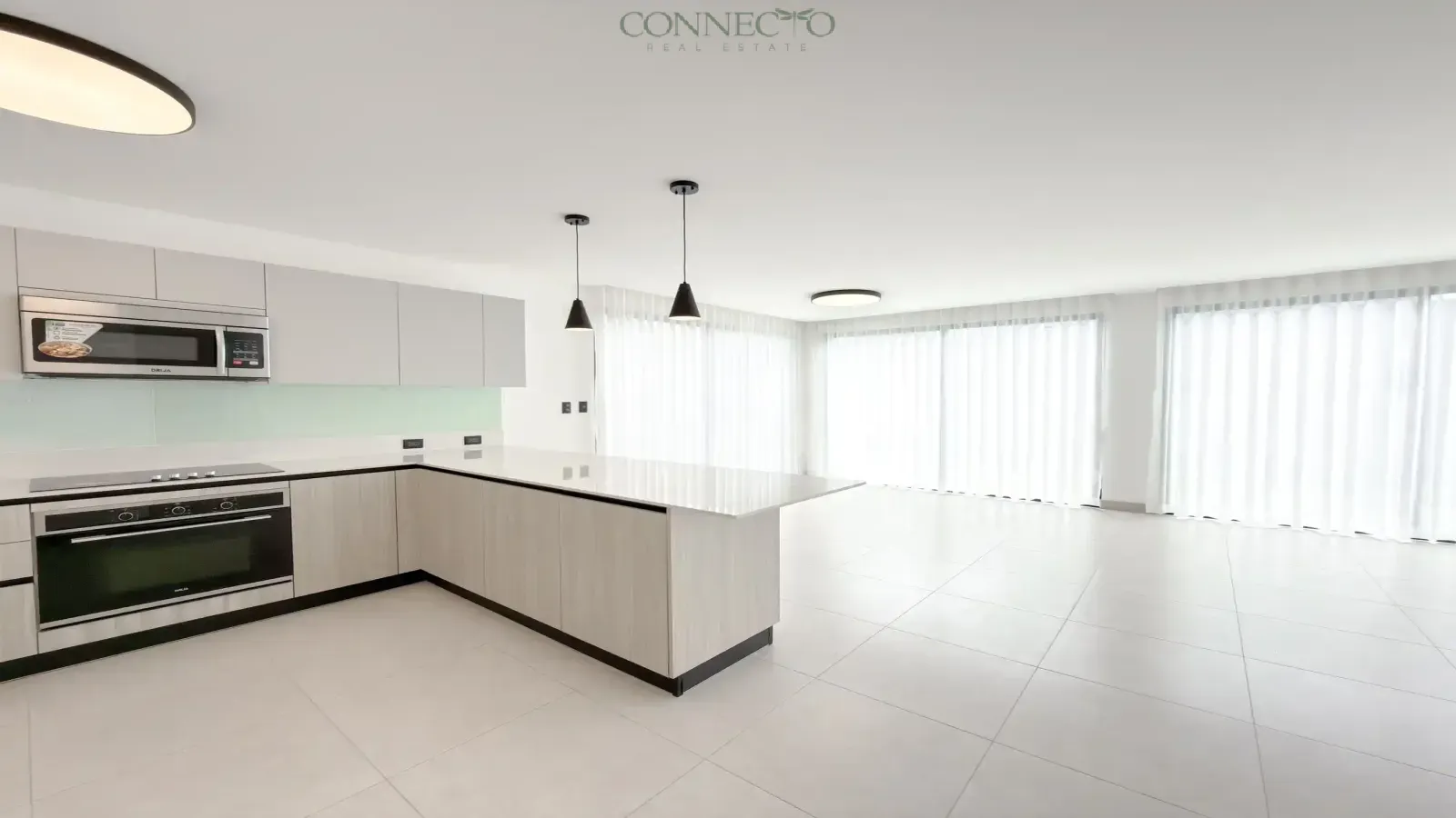 Santa Ana, San Jose, 3 Bedrooms Bedrooms, ,2 BathroomsBathrooms, 185 m&sup2; sqr meters,185 m&sup2;sqr meters, Townhouse,For Rent,1221