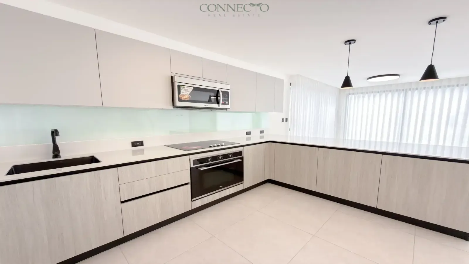 Santa Ana, San Jose, 3 Bedrooms Bedrooms, ,2 BathroomsBathrooms, 185 m&sup2; sqr meters,185 m&sup2;sqr meters, Townhouse,For Rent,1221