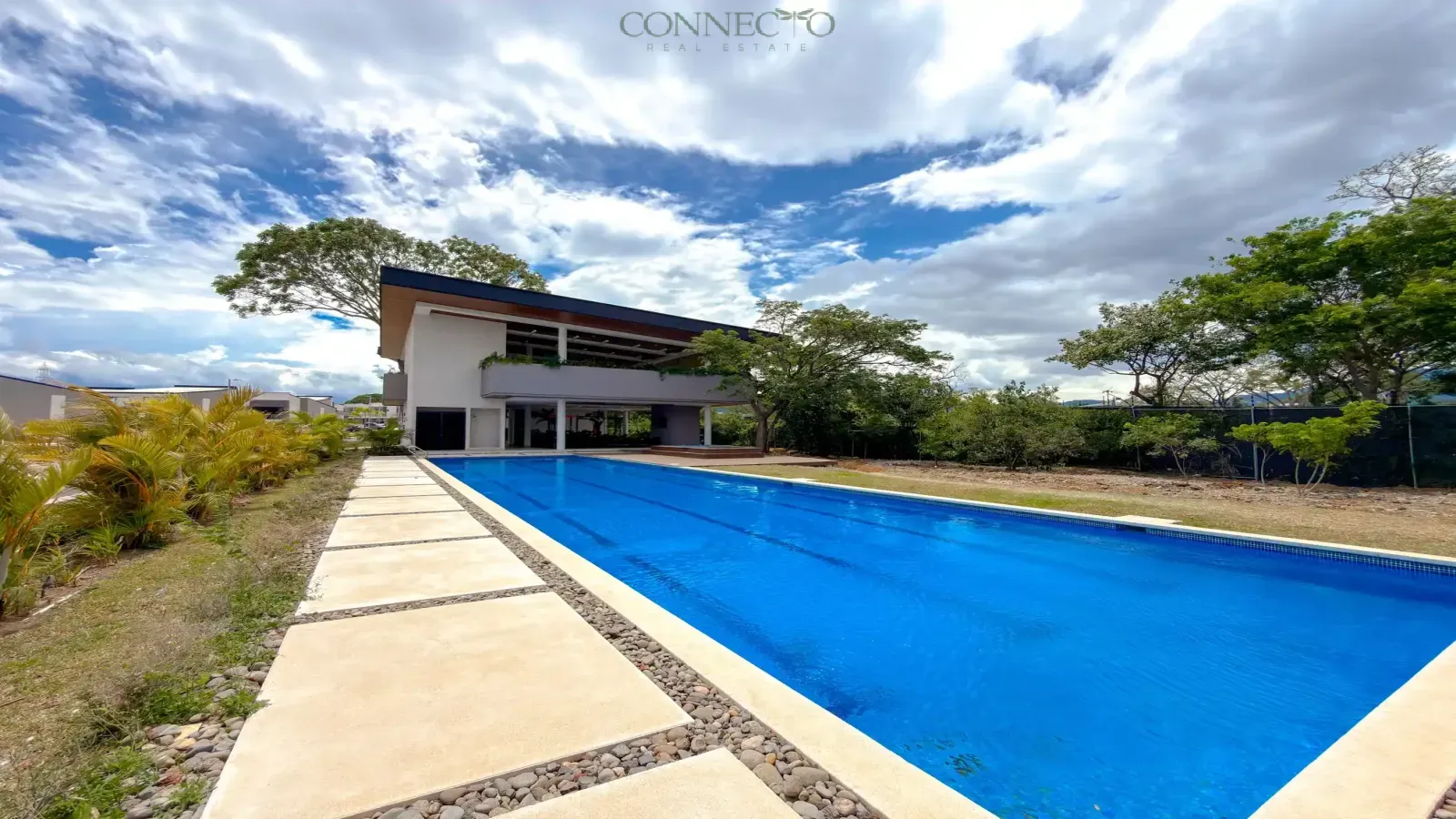 Santa Ana, San Jose, 3 Bedrooms Bedrooms, ,2 BathroomsBathrooms, 185 m&sup2; sqr meters,185 m&sup2;sqr meters, Townhouse,For Rent,1221